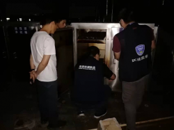 活性炭吸附箱內(nèi)藏貓膩？罰！